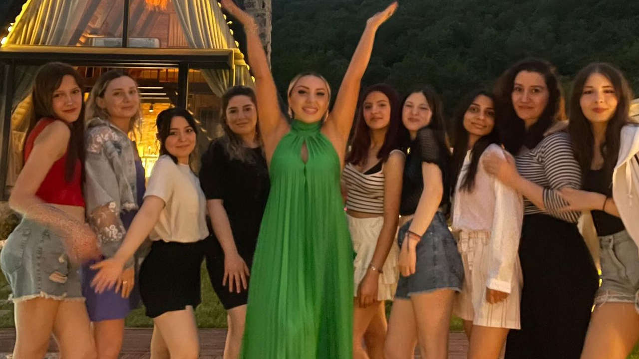 Samsun’un Güzellik Lideri Sezona “Yaza Merhaba Partisi” ile Hızlı Giriş Yaptı