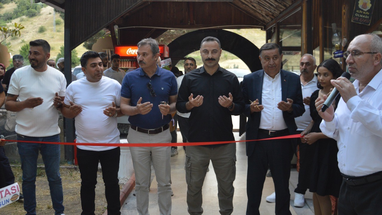 Yenilen tesisi Havza Kaymakamı Ayvat ve Başkan İkiz açtı