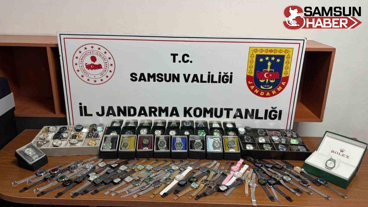 Samsun'da 1 Milyon 50 Bin Lira Değerinde 214 Saat Ele Geçirildi