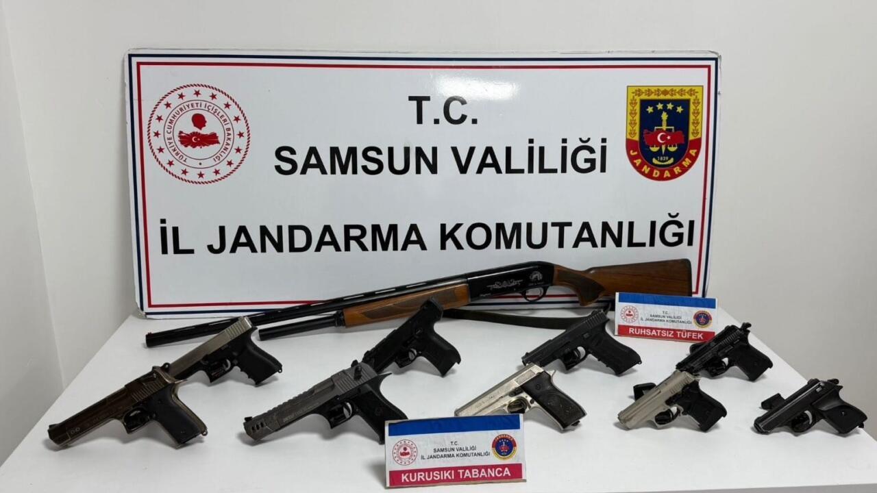 Vezirköprü'de Sosyal Medya Operasyonu, Silahla Ateş Eden 10 Kişi Yakalandı