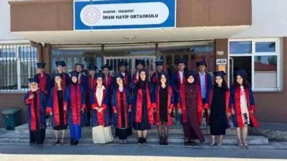 YAKAKENT İMAM HATİP ORTAOKULUNDA YIL SONU PROGRAMI